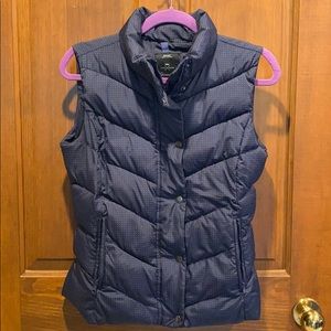 EUC GAP navy mini polka dot Puffer vest